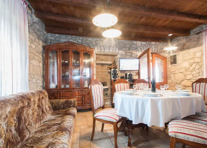 Holiday home Blaskovic By Interhome
